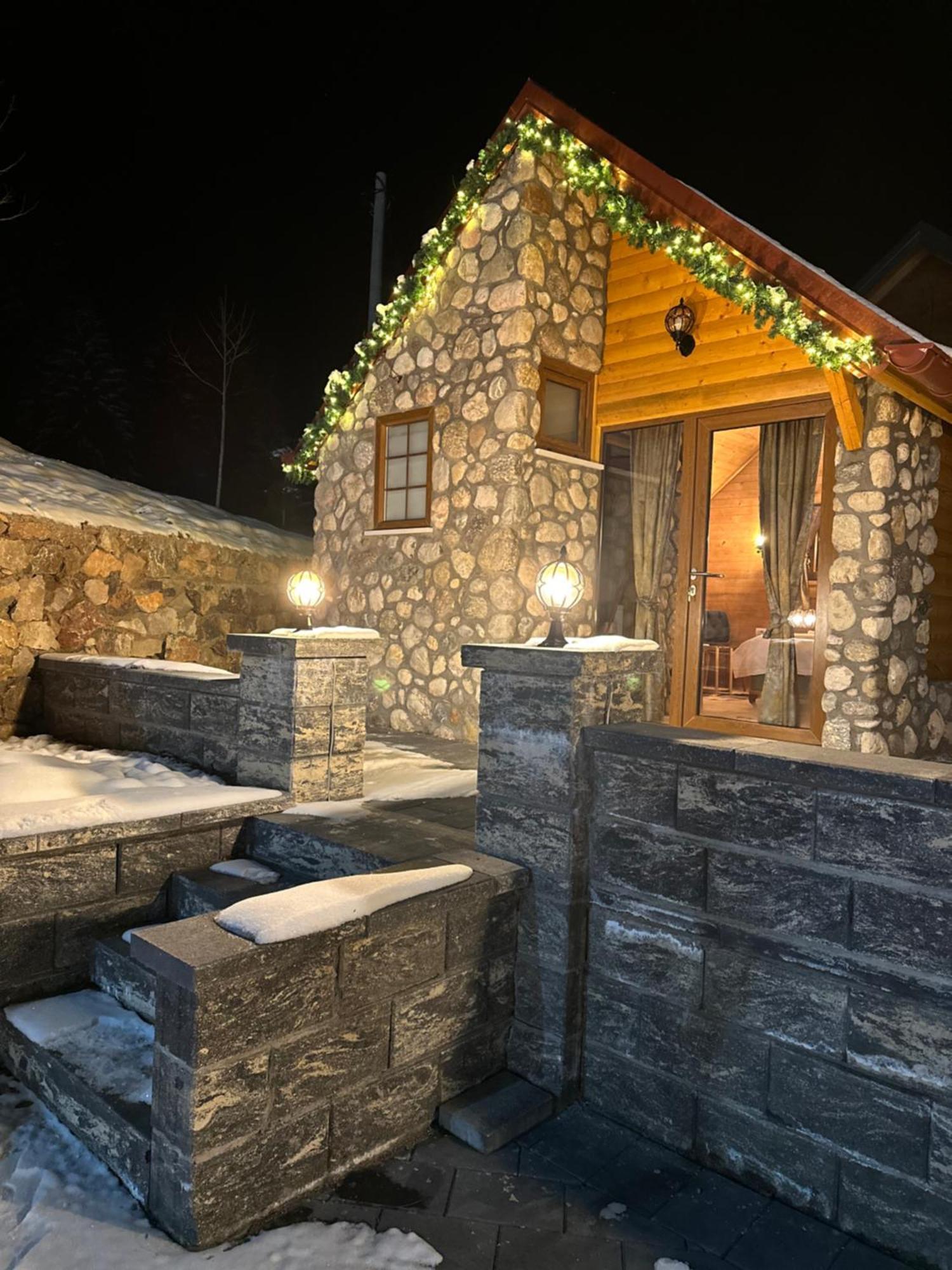 Malesia Eko Resort Peja Exteriör bild