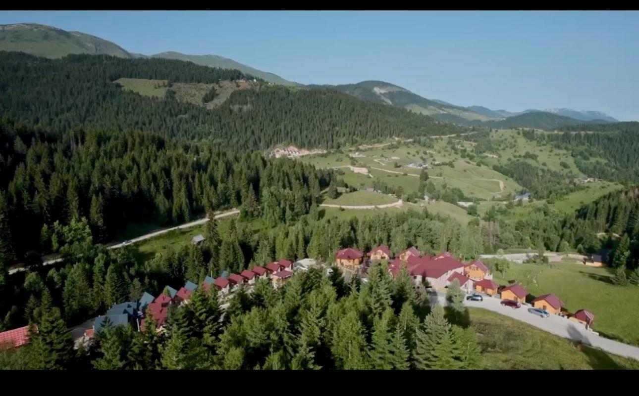 Malesia Eko Resort Peja Exteriör bild