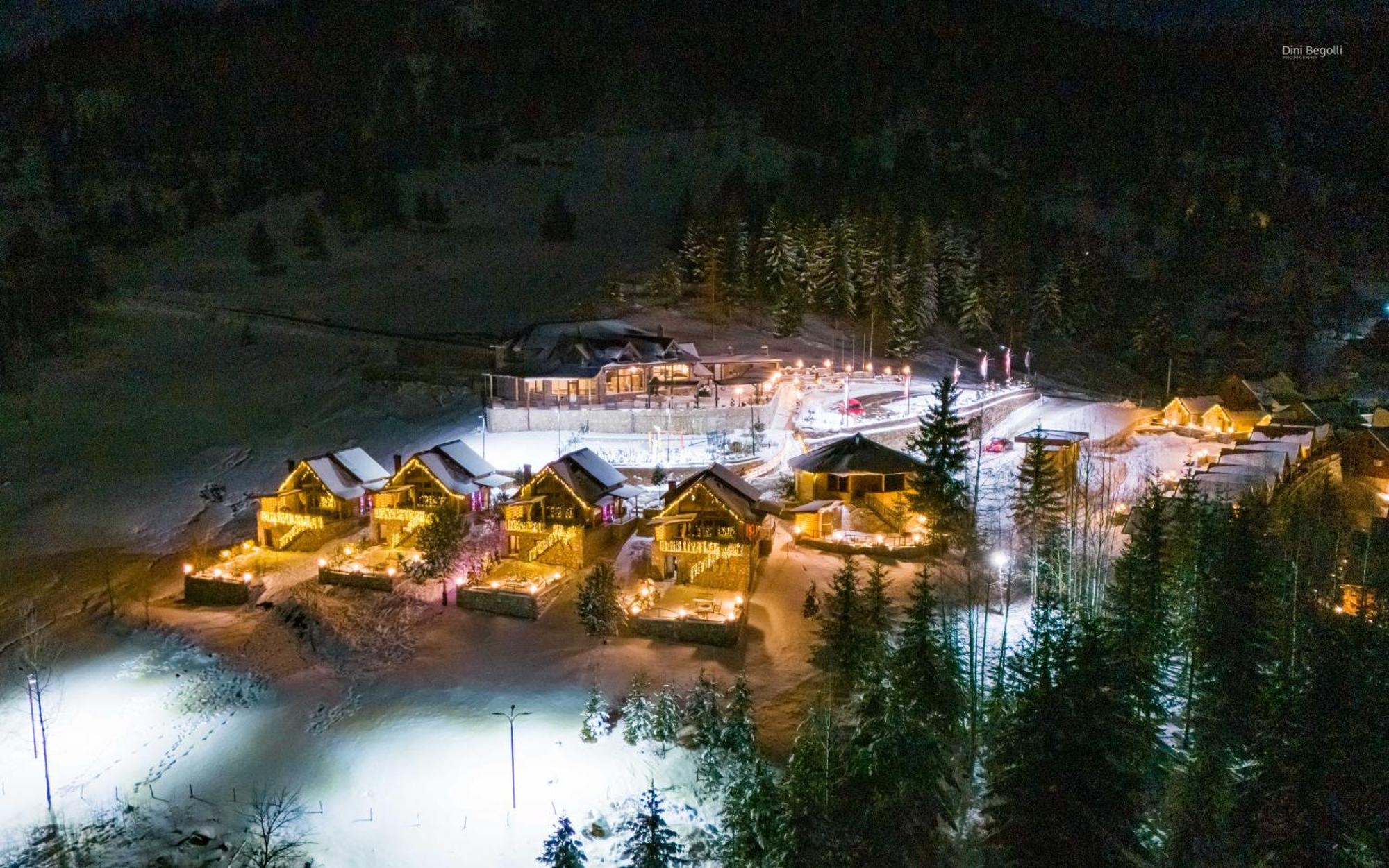 Malesia Eko Resort Peja Exteriör bild