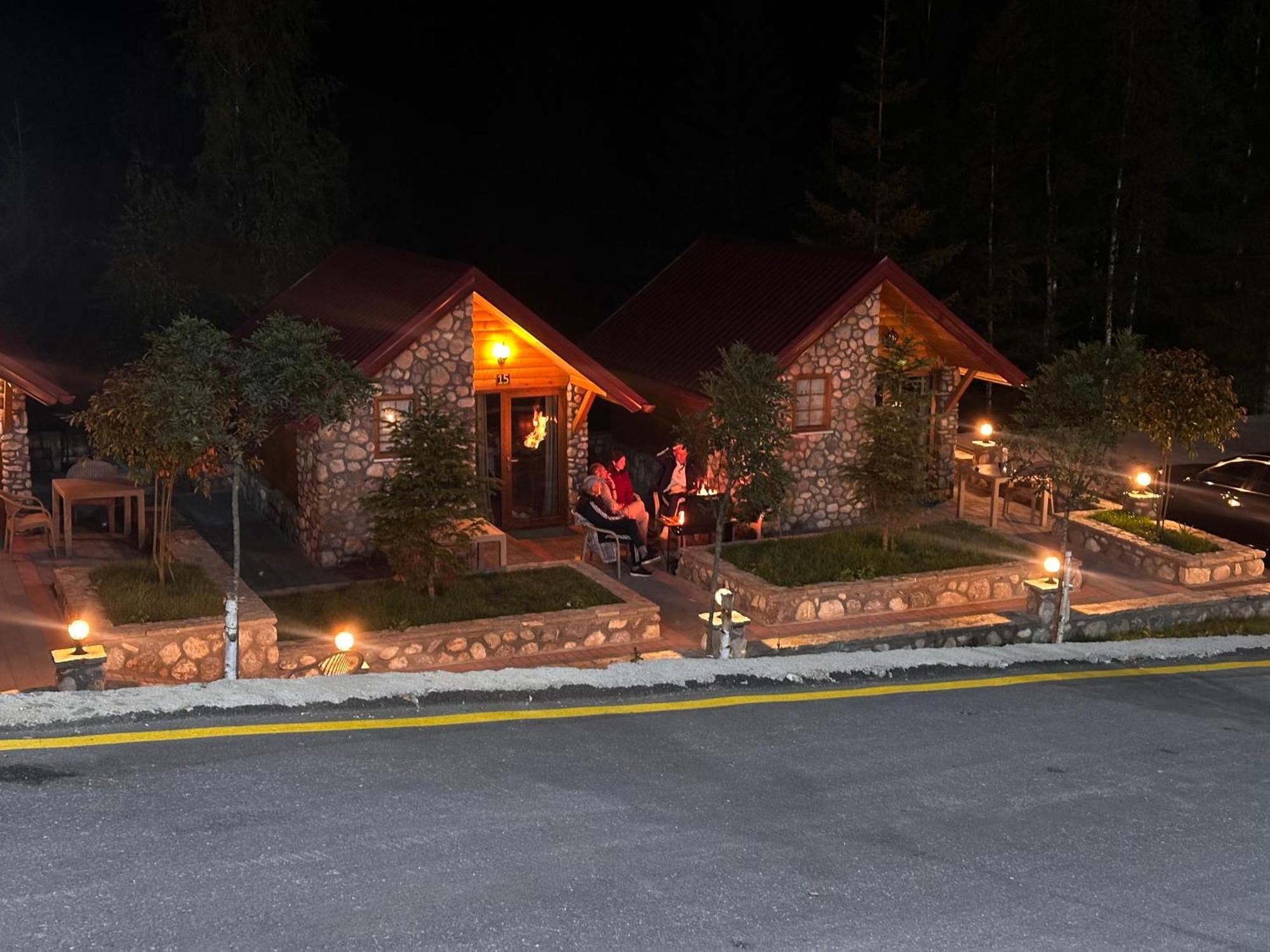 Malesia Eko Resort Peja Exteriör bild